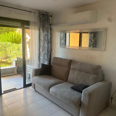 Appartement Rdc En Residence Avec Piscine Cannes Exterior photo
